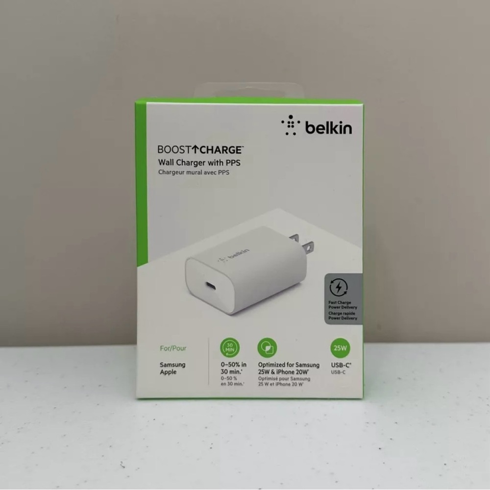 Belkin Boostcharge Wall Charger with PPS for Android & Apple White Never Opened